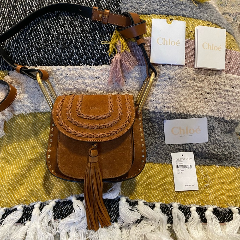🤩 Chloe Hudson Caramel Suede Mini Tassel Bag - Picture 3 of 16